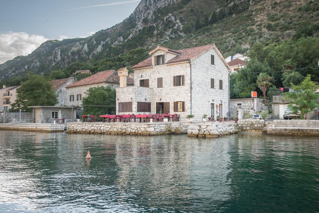 Apartments Villa Ferri Kotor Exterior photo