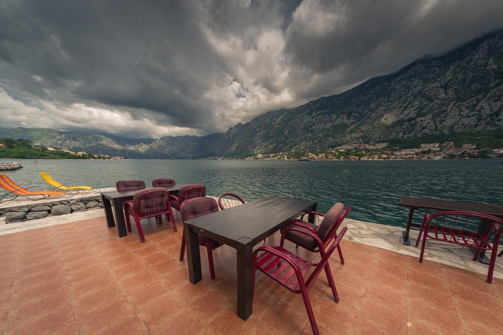 Apartments Villa Ferri Kotor Exterior photo